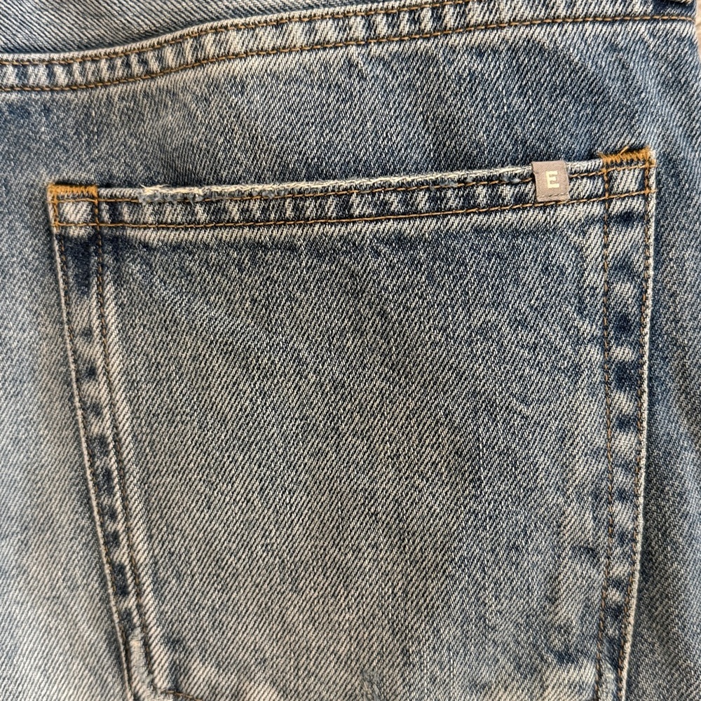 Everlane Women’s Straight Jeans in Light Blue - Picture 4 of 5